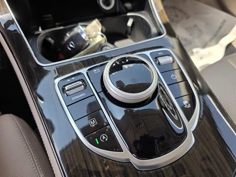 Certified 2018 Mercedes-Benz GLC 300 image 17