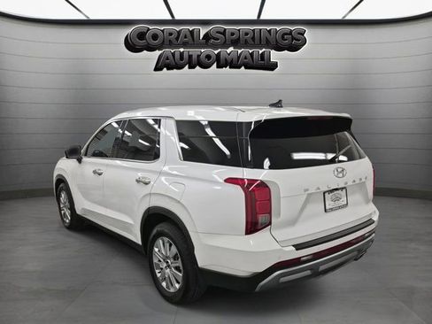 Used 2025 Hyundai Palisade SEL FWD image 4