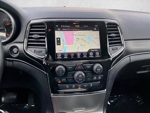 Used 2022 Jeep Grand Cherokee Limited RWD image 8