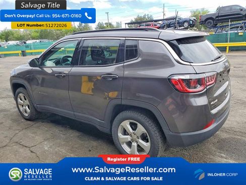 Used 2020 Jeep Compass Latitude w/ Popular Equipment Group AWD/4WD image 3
