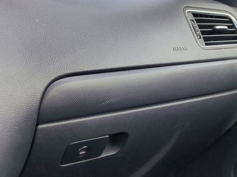 Used 2014 Volkswagen Jetta SE image 27