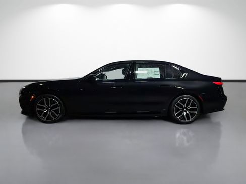 New 2026 BMW 740i RWD image 6