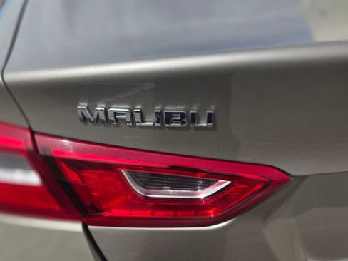 Used 2024 Chevrolet Malibu LT FWD image 30