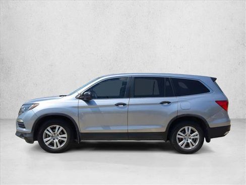 Used 2016 Honda Pilot LX image 8