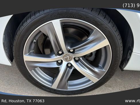 Used 2019 Lexus IS 300 w/ Navigation Package image 11