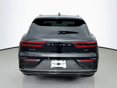 Certified 2026 Genesis GV70 2.5T image 6