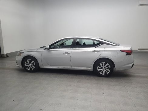 Used 2022 Nissan Altima 2.5 S FWD image 3