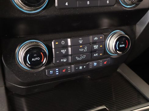 Used 2020 Ford F150 Raptor w/ Equipment Group 802A Luxury AWD/4WD image 9