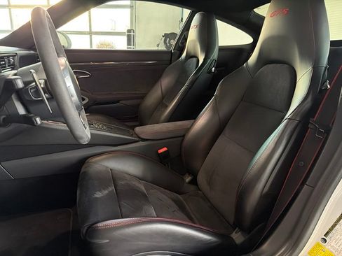 Used 2016 Porsche 911 Carrera GTS RWD image 9