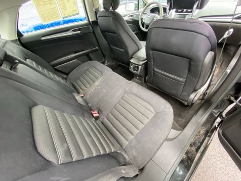 Used 2014 Ford Fusion SE FWD image 23