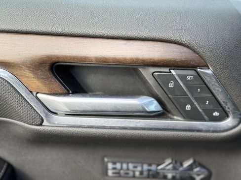 Used 2023 Chevrolet Silverado 1500 High Country w/ High Country Premium Package image 23