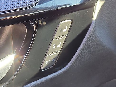 Certified 2023 Honda CR-V EX-L image 18