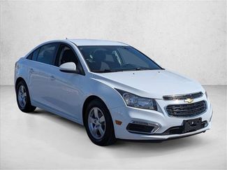 Used 2015 Chevrolet Cruze LT video 3