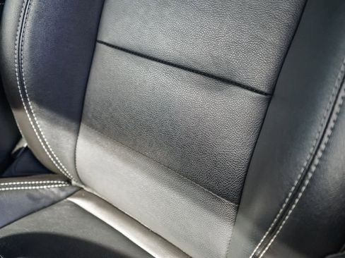 Used 2023 Jeep Wrangler Sahara image 22