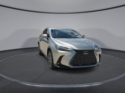 Used 2025 Lexus NX 350h AWD w/ Accessory Package (K3) image 3