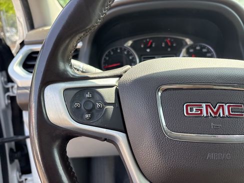 Used 2018 GMC Acadia SLT FWD image 22