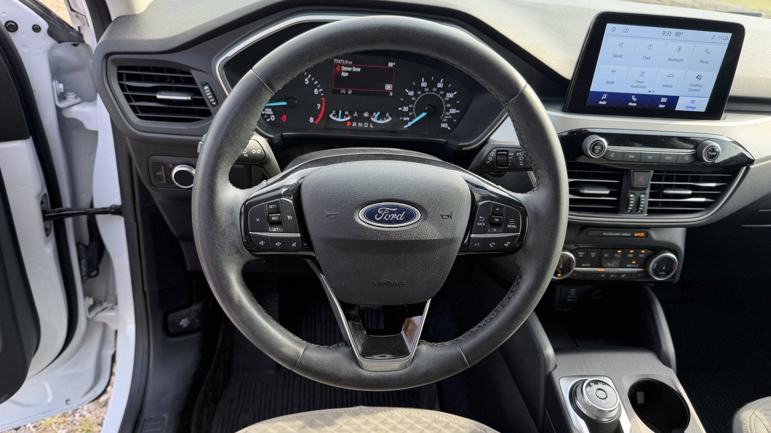 Used 2022 Ford Escape SE w/ SE Sport Appearance Package AWD/4WD image 28