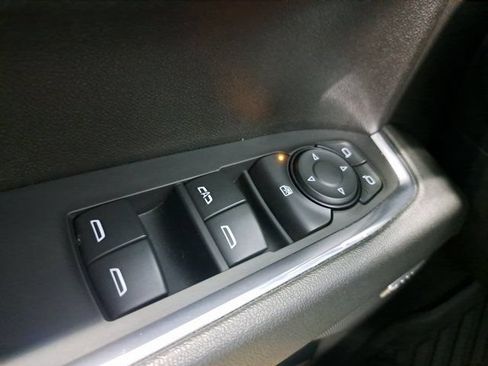 Used 2023 Chevrolet Silverado 1500 RST AWD/4WD image 21