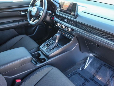 Certified 2025 Honda CR-V EX image 17