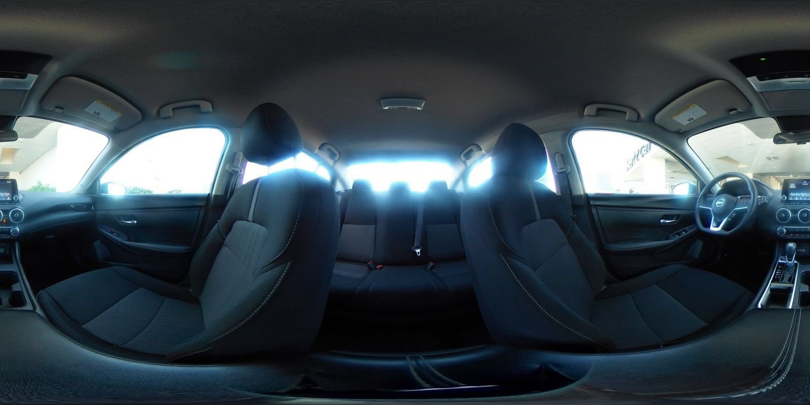 Used 2025 Nissan Sentra SV FWD image 40