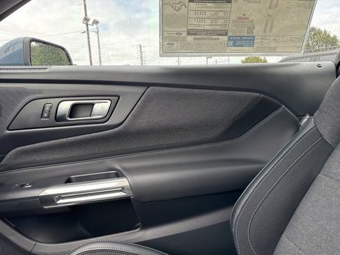 New 2025 Ford Mustang Coupe image 33