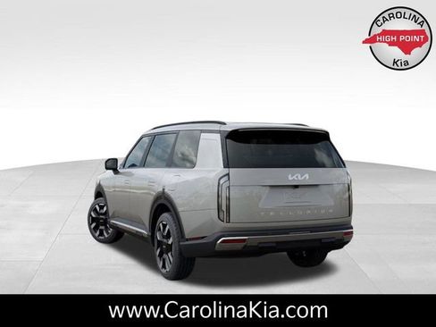 New 2027 Kia Telluride S image 4