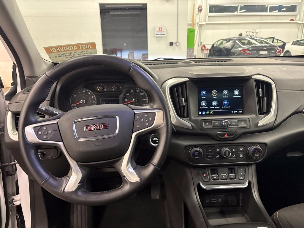 Used 2018 GMC Terrain SLE w/ Driver Convenience Package AWD/4WD image 7