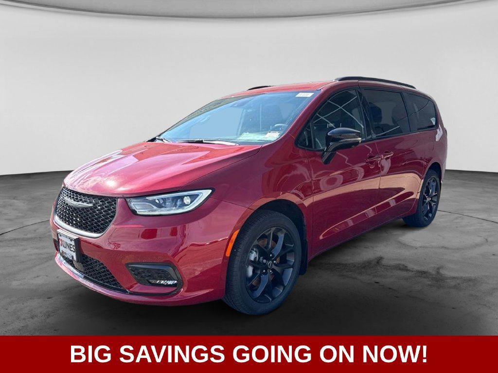New 2026 Chrysler Pacifica Select w/ S Appearance Package AWD/4WD image 5