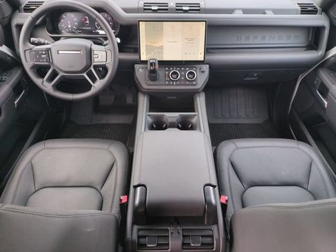 New 2026 Land Rover Defender 130 X-Dynamic SE AWD/4WD image 14