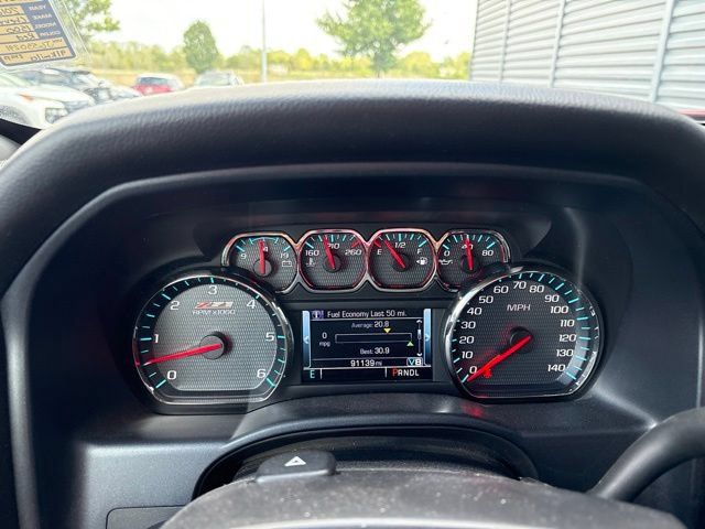 Used 2018 Chevrolet Silverado 1500 LT w/ All Star Edition AWD/4WD image 7
