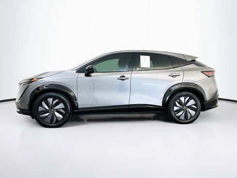 Used 2023 Nissan Ariya AWD image 4