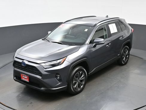 Used 2024 Toyota RAV4 XLE Premium w/ Weather Package AWD/4WD image 37