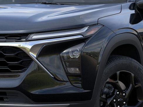 New 2026 Chevrolet Trax LT w/ Midnight Edition image 10