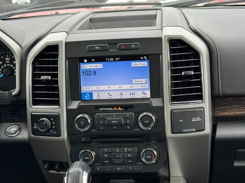 Used 2018 Ford F150 Lariat image 13