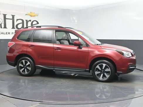 Used 2017 Subaru Forester 2.5i Premium w/ All-Weather Package AWD/4WD image 49
