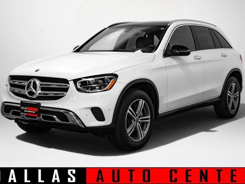 Used 2020 Mercedes-Benz GLC 300 w/ Parking Assistance Package image 3