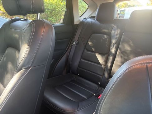 Used 2025 MAZDA CX-5 AWD 2.5 S w/ Preferred Package image 40