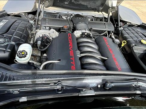 Used 2002 Chevrolet Corvette Convertible w/ Preferred Equipment Group2 image 9