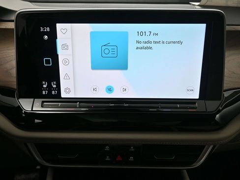 New 2026 Volkswagen Atlas SE FWD image 11