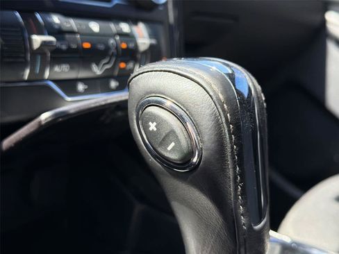Used 2018 Ford Explorer XLT w/ Equipment Group 201A AWD/4WD image 40