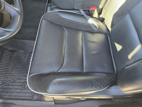 Used 2023 RAM 1500 Laramie AWD/4WD image 14