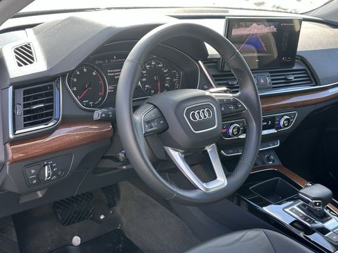Used 2023 Audi Q5 2.0T Premium image 12