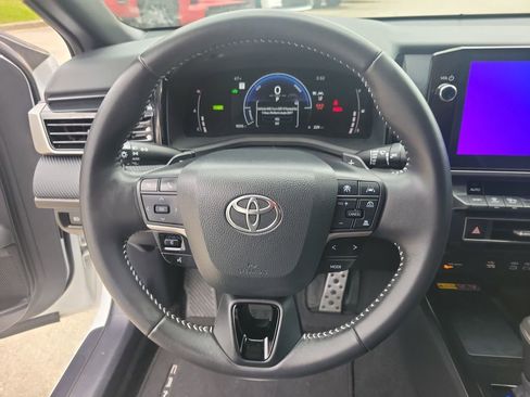 Certified 2025 Toyota Camry SE w/ Multimedia Upgrade Package FWD image 21