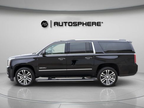 Used 2019 GMC Yukon XL Denali image 5