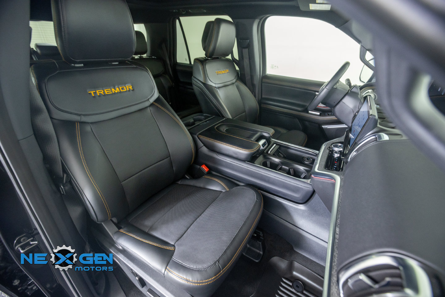 Used 2026 Ford Expedition Tremor AWD/4WD image 7