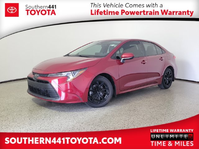 Used 2025 Toyota Corolla LE FWD image 1