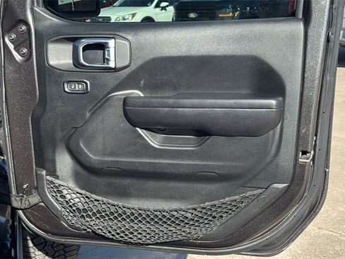 Used 2020 Jeep Wrangler Unlimited Rubicon image 33