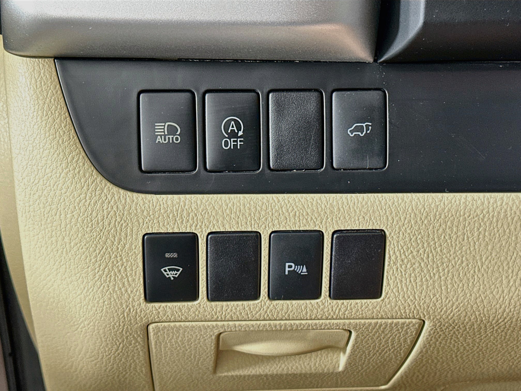 Used 2019 Toyota Highlander Limited AWD/4WD image 17