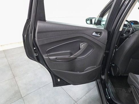 Used 2017 Ford C-MAX SE image 20