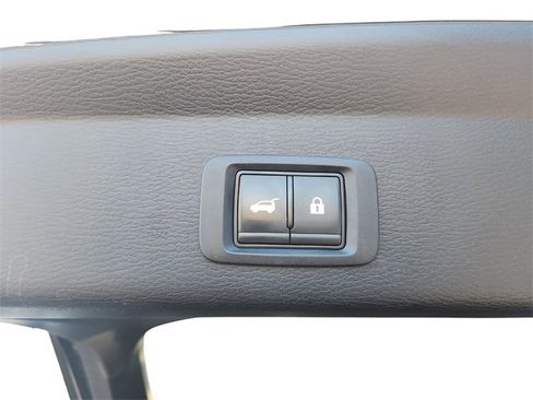 Used 2024 Mitsubishi Outlander SE image 56